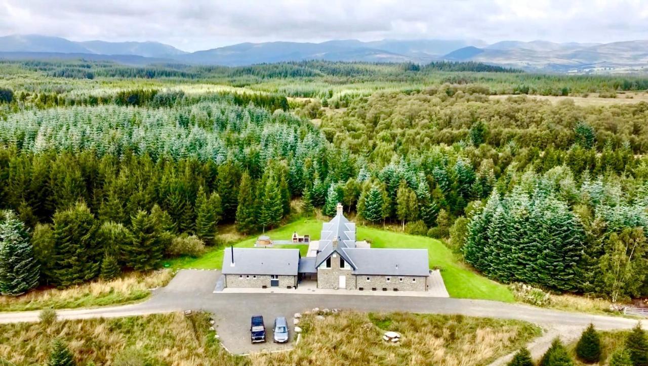 The Lodge At Muir Estate Thornhill  Bagian luar foto