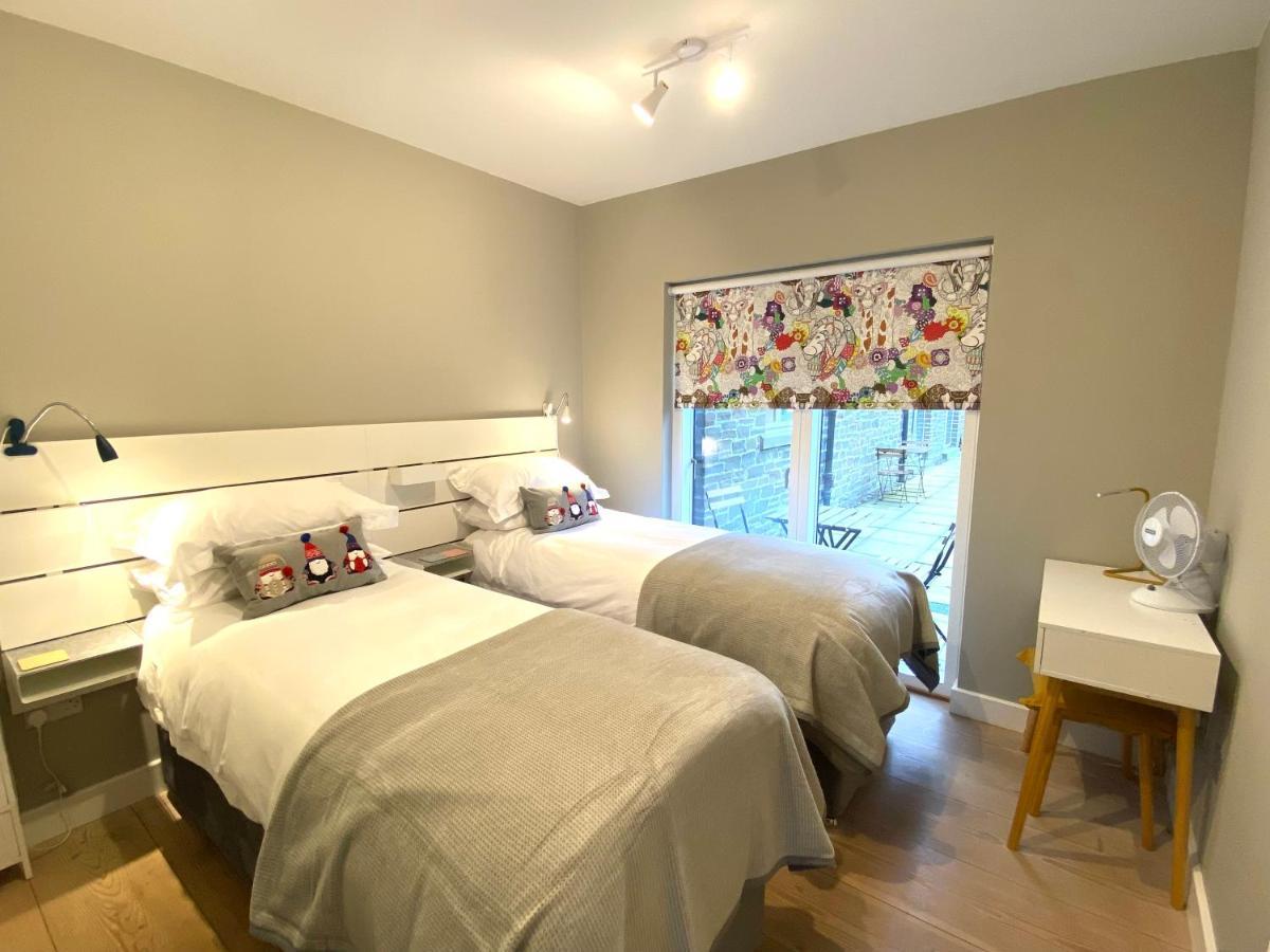 The Lodge At Muir Estate Thornhill  Bagian luar foto